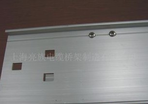 鍍鋅金屬橋架的選型設(shè)計(jì)有什么要求？